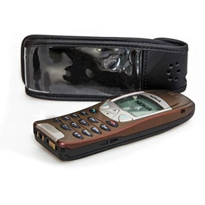 Abbildung von caseroxx Hülle Ledertasche mit Gürtelclip für Nokia 6210 6310 6310i aus Echtleder, Tasche und Sichtfenster in schwarz
