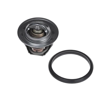Abbildung von BLUE PRINT ADM59215 Kühlwasserthermostat 82 mit Dichtring FORD: FOCUS Mk1 Kasten / Kombi, FIESTA 5, 3 Turnier, MAZDA: 2 Hatchback