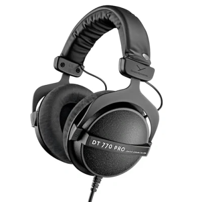 Abbildung von beyerdynamic 43000221 DT 770 PRO 250 OHM Black Limited Edition Studiokopfhörer Kopfhörer