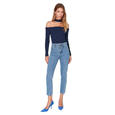 Abbildung von Trendyol Women&#039;s Herren Hoher Bund Mom Jeans, Blau, 38
