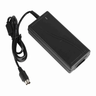 Abbildung von Netzteil Adapter 12 V 5 A, Trafos, Band 60 W, Ladegerät, Eingangsspannung 100 240 V, Netzadapter, Ladegerät 4 PIN für Laptop, LED