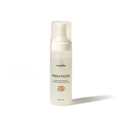 Abbildung von Resibo Fresh Faced Velvet foam cleanser 150ml