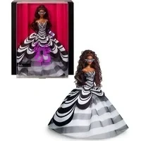Abbildung von Barbie Signature Sammelpuppe zum 65. Jubiläum mit braunen Haaren und schwarz weißer Robe