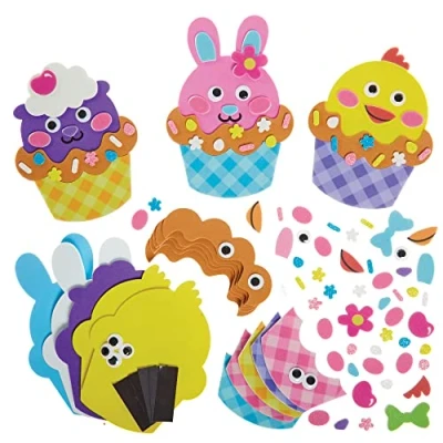 Abbildung von Baker Ross FX540 Oster Cupcake Magnet Bausätze Packung mit 8, Schaumstoff Bastelset für Kinder