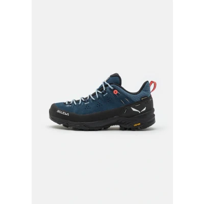 Abbildung von Salewa ALP Trainer 2 GTX Hikingschuh, Damen, Größe: 38, Dark denim/black Schuhe