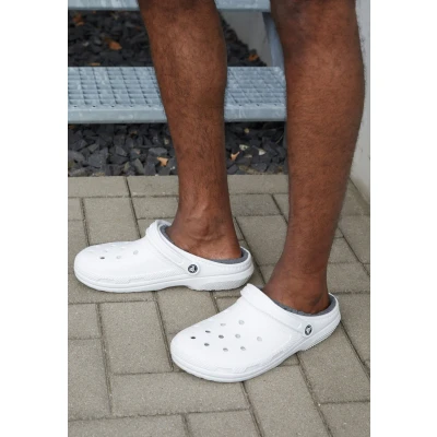 Abbildung von Crocs Classic Lined Unisex Hausschuh, Größe: 38 39, Navy/charcoal Schuhe