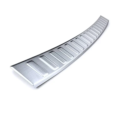 Abbildung von tuning art L452 Edelstahl Ladekantenschutz passend für Suzuki SX4 S Cross FL, Farbe:Silber