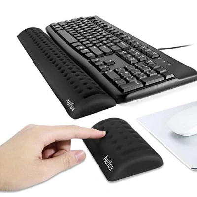 Abbildung von Aelfox Memory Schaumstoff Tastatur Handgelenkauflage und Maus Handgelenkauflage, ergonomisches Design, Armlehne für Schreibtischzubehör im Heimbüro, Schule (schwarz)