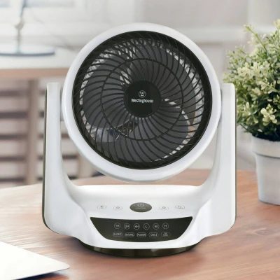 Abbildung von 73037 Cormac, mobiler 25 cm Tischventilator mit Oszillier (Schwenk ) Funktion von Westinghouse Lighting Fernbedienung, Ausführung in Weiß und Schwarz