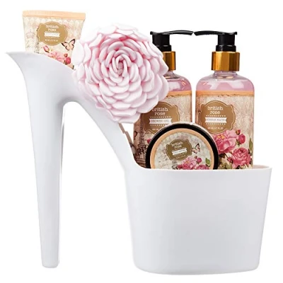 Abbildung von 5 teiliges Schuh Geschenk Set mit Absatz, British Rose Body &amp; Bath inklusive Duschgel, Schaumbad, Körperbutter, Bodylotion und EVA Puff