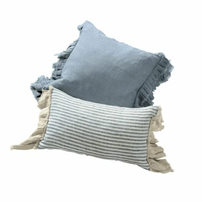 Abbildung von Loberon Kissenhülle 2er Set Alexane, Breiter Rüschensaum, Romantischer Charme und Maritimer Chic, Kissenbezüge, Wohn Accessoires, Leinen, Baumwolle, blau/weiß