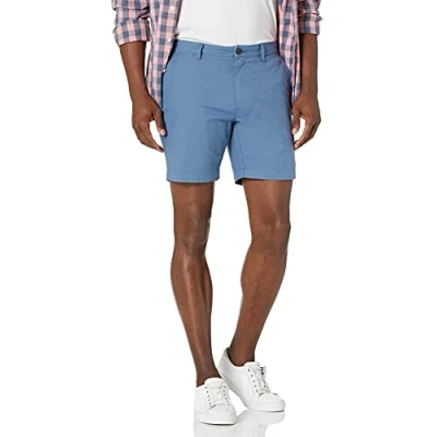 Abbildung von Amazon Essentials Herren Leichte Komfort Stretch Oxford Shorts mit enger Passform (zuvor Goodthreads) 18 cm lang, Blau, 36W