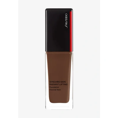 Abbildung von Shiseido Foundation Synchro Skin Radiant Lifting 560 Obsidian 30 ml