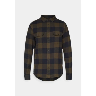 Abbildung von Fjällräven Övik Heavy Flannel Shirt M Herren Hemd (Dunkelgrün L ) Hemden