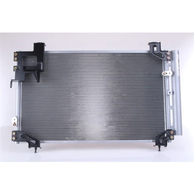 Abbildung von NISSENS 940020 Klimakondensator mit Trockner Aluminium 590 R 134a TOYOTA: Avensis II Kombi, Corolla Verso, Schrägheck