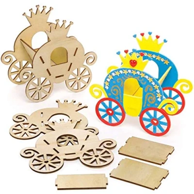 Abbildung von Baker Ross FE291 Prinzessinnenkutsche Holz Bastelset 4er Pack, Kleine Bausätze für Kinder zum Basteln