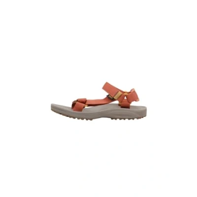 Abbildung von Teva Winsted Women&#039;s Damen Wanderschuhe