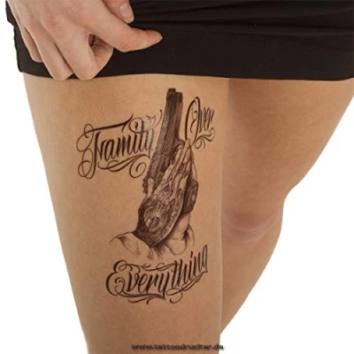 Abbildung von Pistole, Hände, Family Over Everything schwarzes XL Tattoo Body Temporary Fake TH497 (2 x Pistole Tattoo)