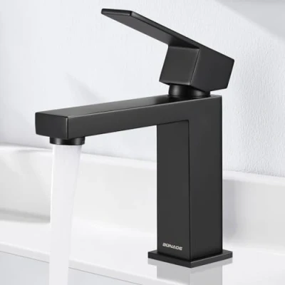 Abbildung von WOOHSE Waschtischarmatur Bad schwarz, 360 Drehung Mischbatterie Waschbecken, Badezimmer Amatur (1 St, Küche) Wasserhahn Bad, mit leichtgängiger Keramikkartusche