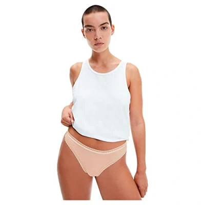 Abbildung von Calvin Klein Damen String Tanga, Beige (Cedar), S