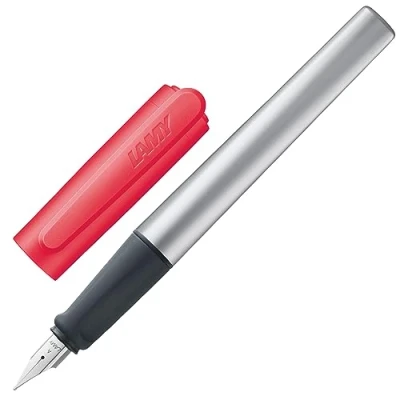 Abbildung von LAMY nexx leichter, stabiler Füllhalter 0D5 aus Aluminium mit Kappe in neoncoralred rutschfestem Griffstück und Edelstahlfeder für Anfänger, ideal Schreibanfänger, die Schule oder Uni