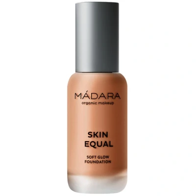 Abbildung von MÁDARA SKIN Equal SOFT GLOW Foundation SPF15 Foundation, Größe: 30 ml, #80 fudge
