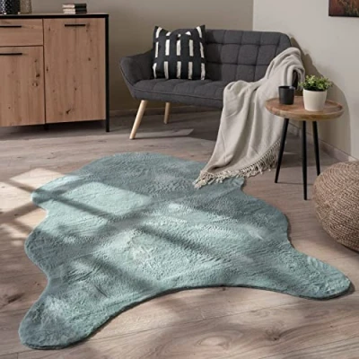 Abbildung von Paco Home Fellteppich Pelt 640, fellförmig, Höhe: 16 mm, Kunstfell, Uni Farben, sehr weicher Flor