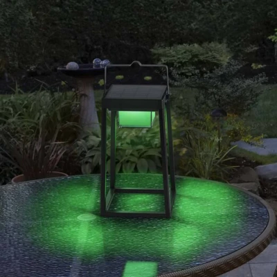 Abbildung von LEDVANCE SMART+ Outdoor Bluetooth Solar Tischleuchte, mit Weißlicht (3000K) + Farblicht, stromunabhängig, bis 6,5 Stunden Brenndauer bei 100% Licht, wiederaufladbar, Schutzklasse IP44, schwarz