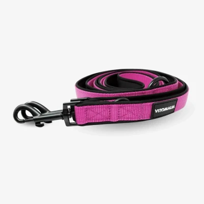 Abbildung von Vitomalia® 2,2m Hundeleine verstellbar: 3 Fach verstellbare Führleine aus stabilem Nylon, weichem Neopren, mit schwarzem Edelstahl für alle Rassen (Pink)