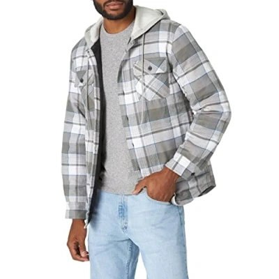 Abbildung von Wrangler Authentics gesteppte und gefütterte Herren Langarm Flanellhemdjacke mit Kapuze