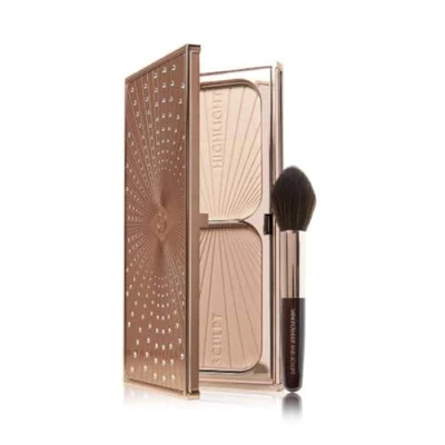 Abbildung von Charlotte Tilbury Filmstar Bronze &amp; Glow Face Sculpt Highlight