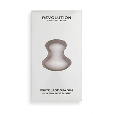 Abbildung von Revolution Skincare Jade Gua Sha