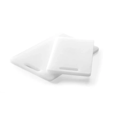 Abbildung von HENDI Schneidbrett, weiß, mit Griff, Beidseitig verwendbar, 300x200x(h)10 mm, HDPE