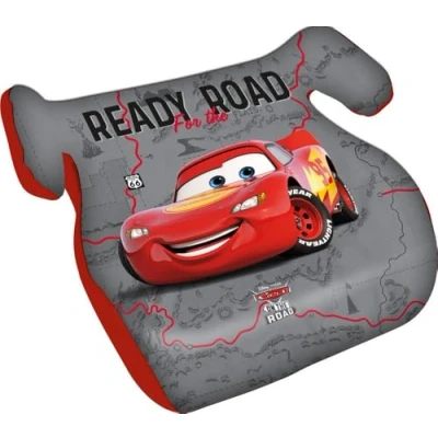 Abbildung von Disney Cars i Size Sitzerhöhung ECE R129/03. Kindersitzerhöhung für Kinder von 126 bis 150 cm Größe. mit Grafiken, Sitz auf grauem Hintergrund.