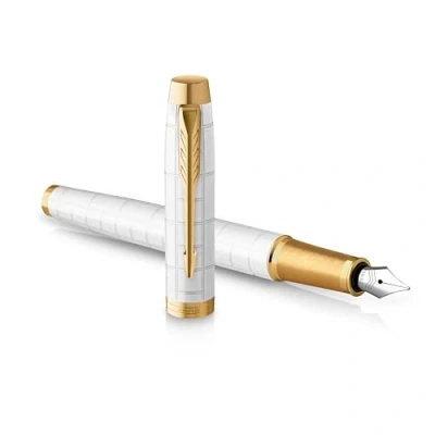 Abbildung von Parker IM Füller Perlfarbene Premium Lackierung mit goldenen Zierteilen Füllfederhalter feiner Feder und blauer Tinte Geschenkbox