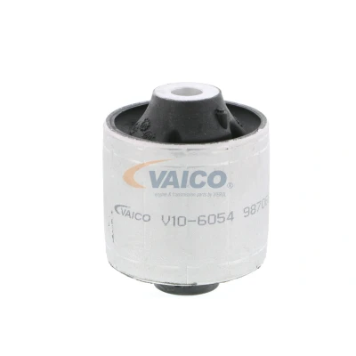 Abbildung von VAICO V10 6054 Querlenkerlager Original Qualität hinten, innen, unten, Vorderachse Gummimetalllager für Querlenker AUDI: A6 C6 Avant
