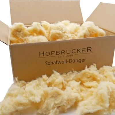 Abbildung von Hofbrucker® Universal Schafwolle Dünger Unbehandelter natürlicher Schneckenschutz &amp; für Garten Hochbeet Schafwolldünger Gemüse gegen Schnecken (4kg)