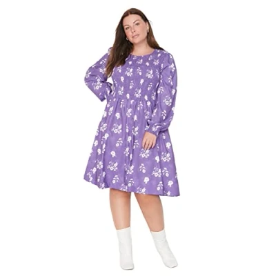 Abbildung von TRENDYOL Damen A Linie Rundhalsausschnitt Webstoff Große Größen in Kleid, Lila, 42