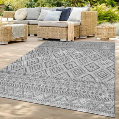 Abbildung von TT Home In &amp; Outdoor Teppich Wetterfest Balkon Küche Wohnzimmer Boho Rauten Design, Farbe: Dunkelgrau, Größe:240x340 cm