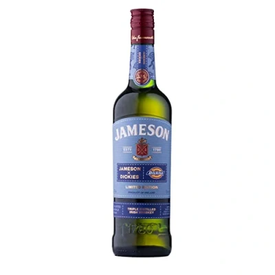Abbildung von Jameson Irish Whiskey x Dickies, Limited Edition, aus Irland mit Oloroso Sherry Aroma, süßen Holznoten und samtigem Finish, 40% Vol, 0,7 Liter