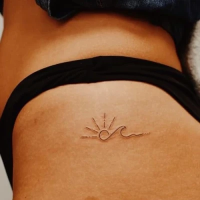 Abbildung von Inkster® Sonne mit Welle Tattoo Temporäres EU Kosmetikzertifizierung wasserfest + vegan revolutionäres 2 Wochen Fake Tattoos und Klebetattoos für Erwachsene