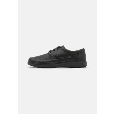 Abbildung von Clarks Nature 5 Sportlicher Schnürer black, Herren, Größe: 41.5, Black Schuhe