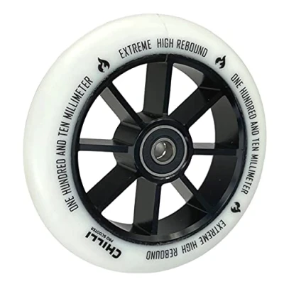 Abbildung von Chilli Pro Stunt Scooter Spoked Base Rolle 110mm (Schwarz/PU Weiß)