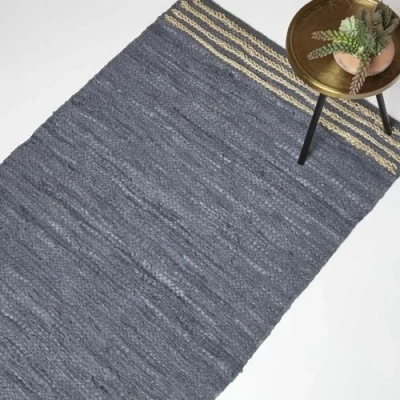 Abbildung von Homescapes Lederteppich grau gestreift 120x170 cm, Grauer Webteppich aus Recycling Leder mit Jute Streifen