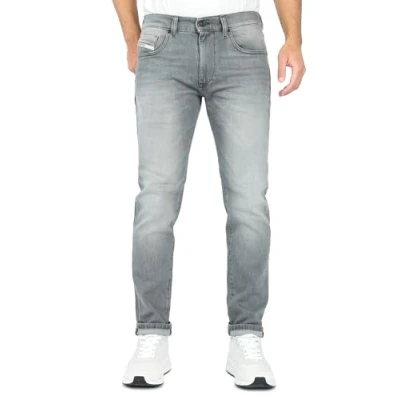 Abbildung von Diesel Slim fit Jeans Supersoft Denim 2019 D Strukt RGDAP