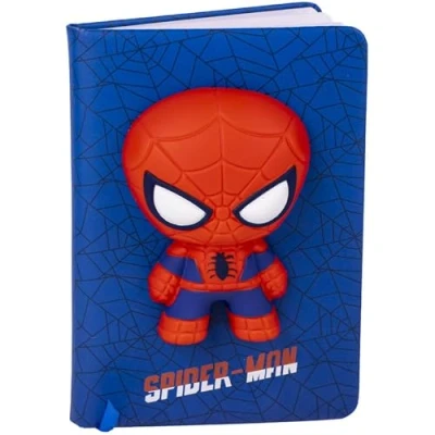Abbildung von Spiderman Squishy Heft Notizbuch Mit Weichem Einband 3D Aufdruck Farbe Rot und Blau Hergestellt aus 80% Papier 20% PU Original Produkt in Spanien Designed