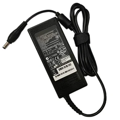 Abbildung von XITAIAN 19V 3.42A 65W 5.5mm x 2.5mm Adapter Netzteil Ladegerät Ersatz für Toshiba PA 1650 21 PA3467U 1ACA PA3714U SADP 65KB PA3917U Series