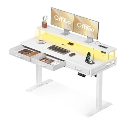 Abbildung von OffiGo Elektrischer Schreibtisch mit Schubladen, 140cm Höhenverstellbarer Monitorständer, Gaming Tisch Steckdosen und Lichtleiste, Höhenverstellbar Bürotisch, Weiß