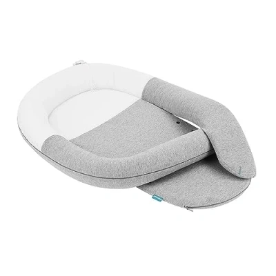 Abbildung von BabyMoov Cloud Nest Anti Colic Cocoon Spielnest, Weiß/Grau