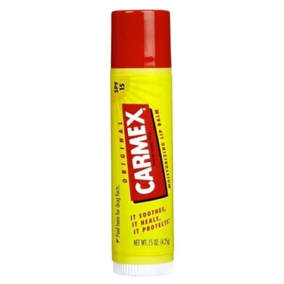 Abbildung von Carmex Lip Moisturizing Click Stick with Sunscreen SPF 15 Strawberry Flavor Balm Lippen Pflegestift